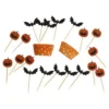 20 muffinsformer og 20 partypinner med Halloween-motiv!