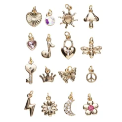 Anheng / charms i gullfarge 16 stk. – sol, måne, hjerte fredsmerke m.m.