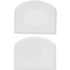 Deigskraper av plast 2-pakning, 11,7×9,2 cm store. Tykkelse 0,25 cm