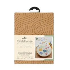 DMC Mindful making kit – broder skogsbær og blomster