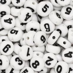 Hvite tallperler 0–9 – 150 stk. Svarte tall