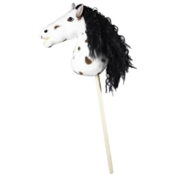 Kjepphest Stormy, en helt ferdig kjepphest som vil rett ut i hagen! Lengde 77 cm