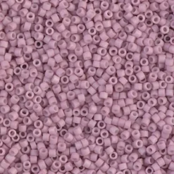 MIYUKI Delica 11/0 varmlilla 5 g – DB0355 Matted Opaque Rose