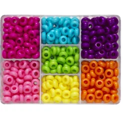 375 runde og litt flate perler i en chunky og regnbueglad perlemiks! Ø12 mm