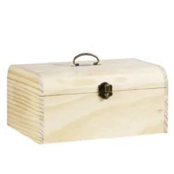 Skattkiste, oppbevaringskasse av tre med hvelvet lokk, 24,2×16×11,4 cm