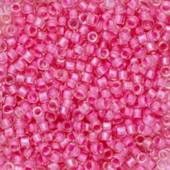 TOHO-perler 11/0 – 191C Hot pink inside lined